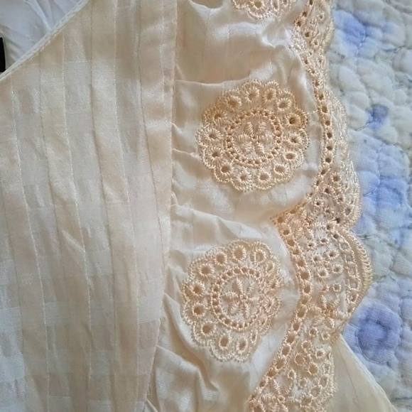 Prideglide ruffle sleeve dress in peach, size 38 - Picture 4 of 4